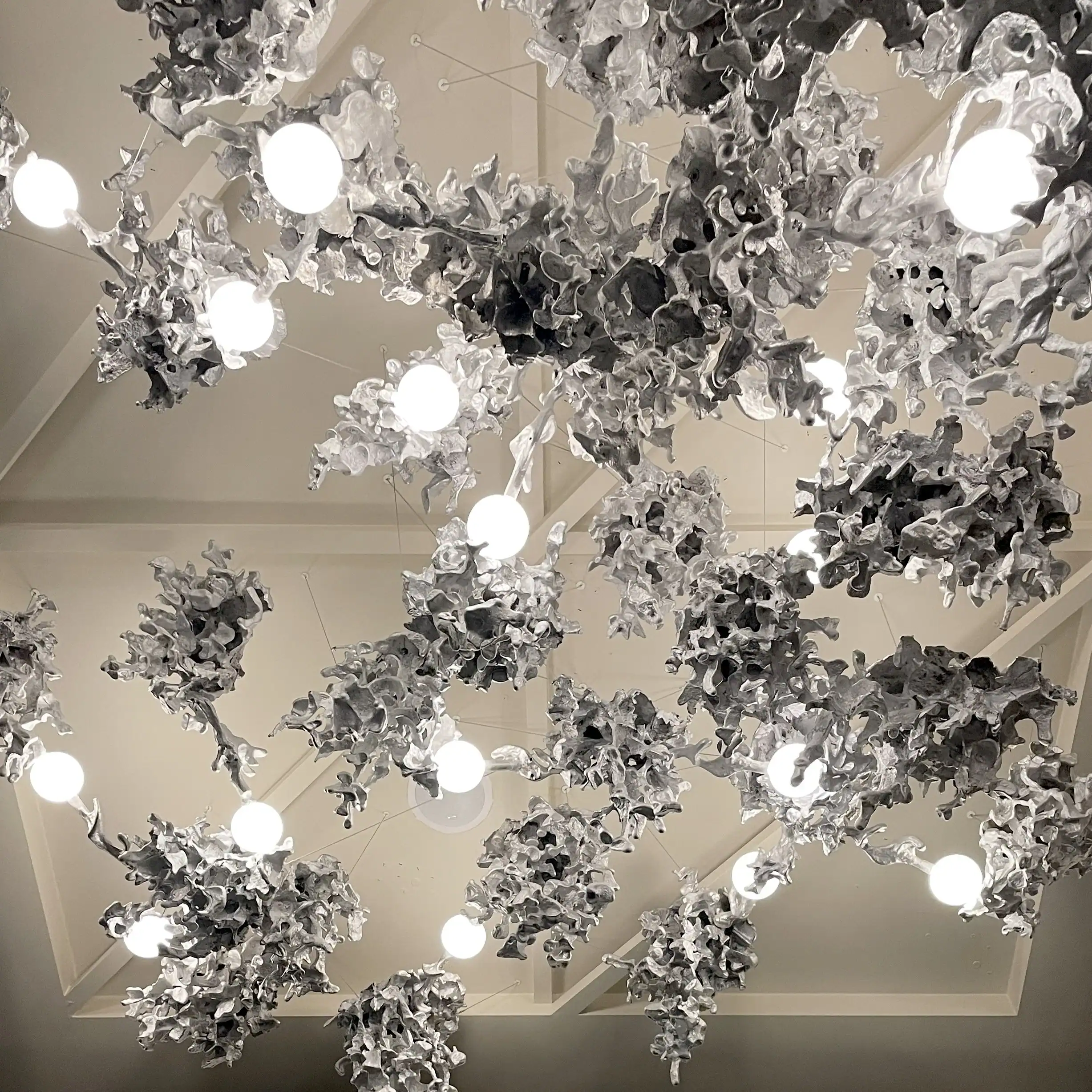 Pendant lamp Random in aluminium and glass by Bocci